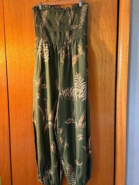 By Anthropologie Printed Balloon Leg Jumpsuit - size L